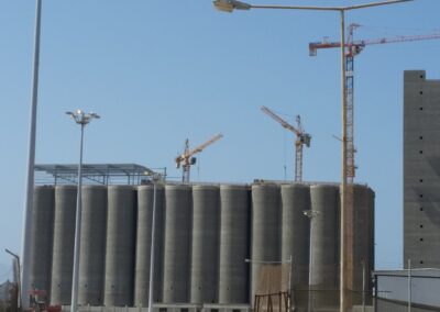two concrete storage silos of total capacity 120,000 tons – Saudi Arabia